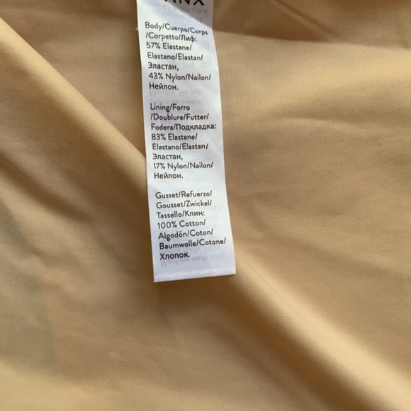 Spanx Trust Your thinstincts Mid Thigh Bodysuit MEDIUM Beige - Picture 8 of 14